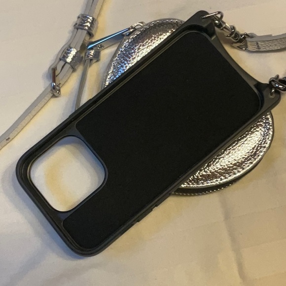 Bandolier iPhone 14 Pro Willa Heart Crossbody Case - Picture 4 of 6